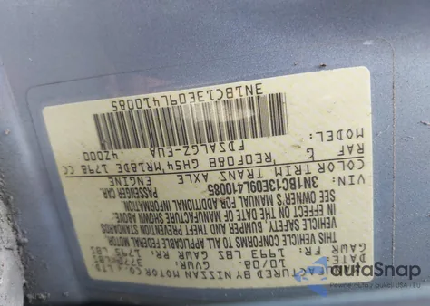 2009 Nissan Versa 1.8Sl z USA, uszkodzony, nr VIN 3N1BC13E09L410085